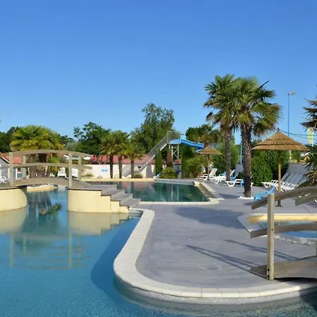 Confortable Avec Terrasse A - Api-1-52-1184 Camping Saint-Jean-de-Monts