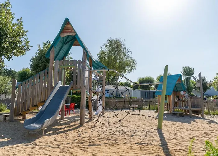 Confortable Avec Terrasse A - Api-1-52-1184 * Saint-Jean-de-Monts