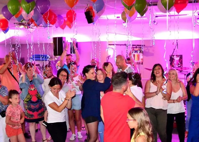 Confortable Avec Terrasse A - Api-1-52-1184 * Saint-Jean-de-Monts