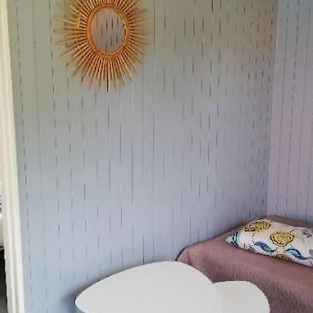 Camping Confortable Avec Terrasse à - Api-1-52-1184